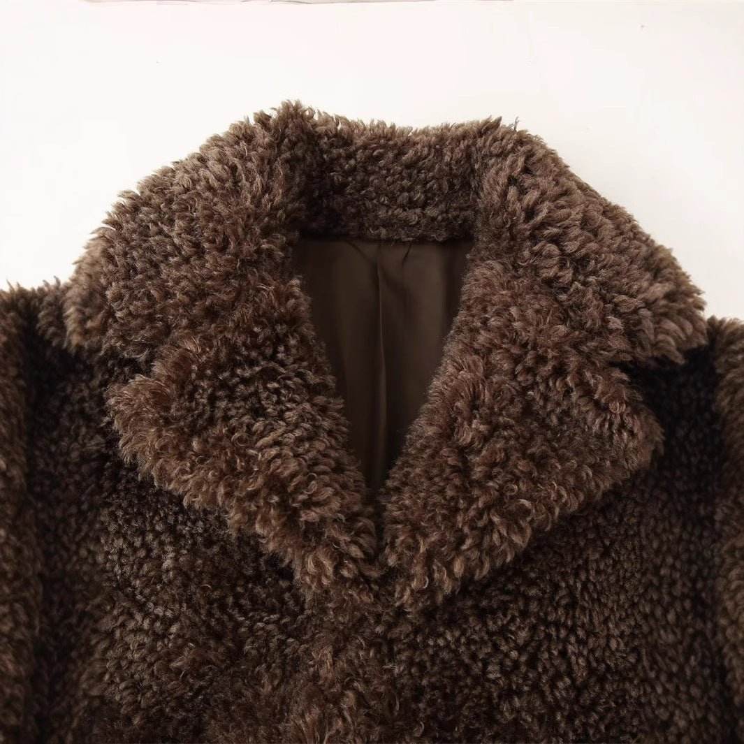 Featured image for 'Women's Faux Fur Coat Elegant European & American Style Jacket for Any Occasion'