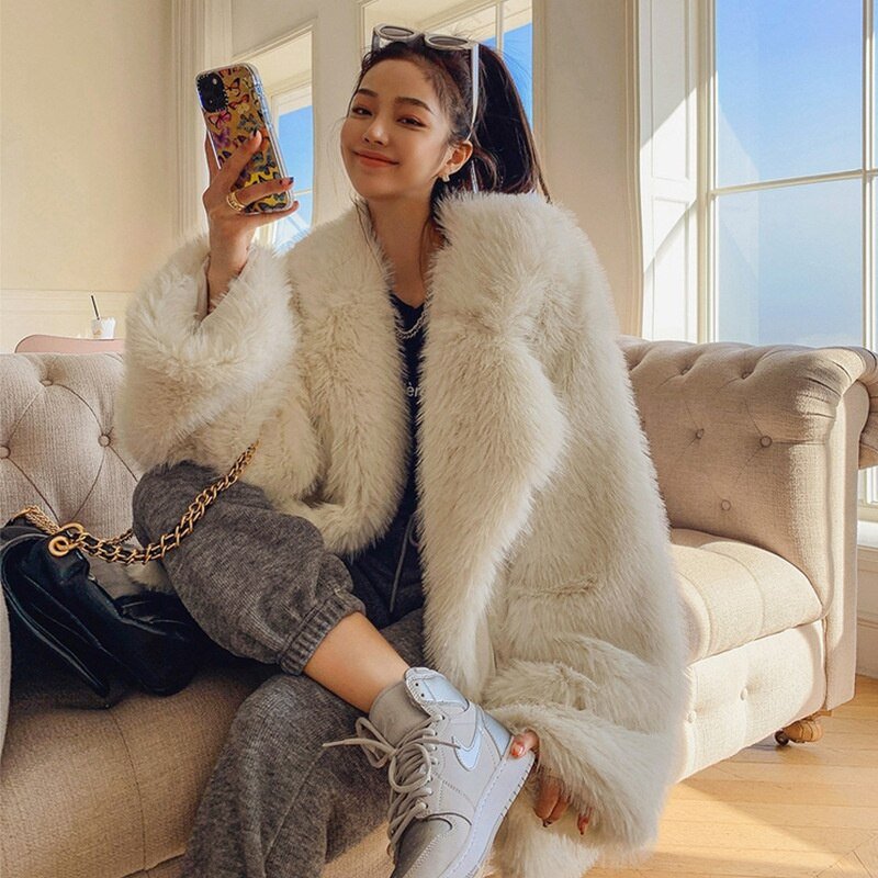 Featured image for 'Women's Faux Fur Coat  Mid-Length Loose-Fit Winter Jacket with Lapel Collar'