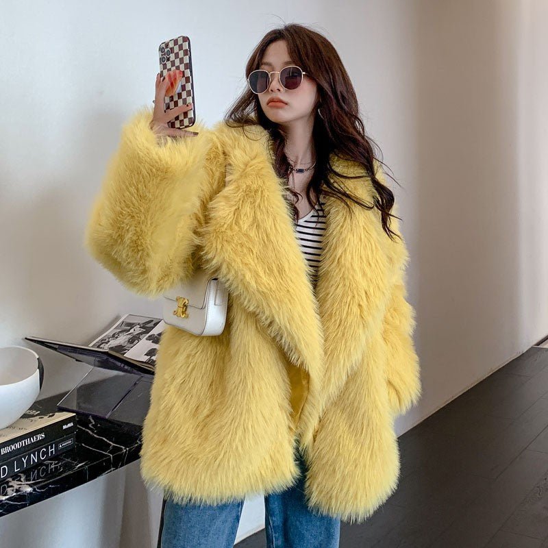 Featured image for 'Women's Winter Faux Fur Coat Short Jacket with Luxurious Faux Fox Fur Collar'